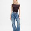 Top corto arricciato con spalle scoperte Top corto arricciato con spalle scoperte