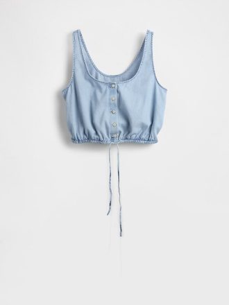 Top corto in denim con orlo stretto