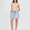 Top floreale con pizzo Top floreale con pizzo
