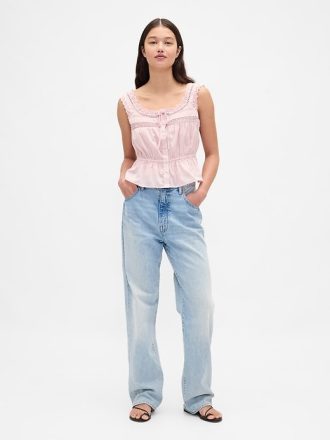 Top peplo con pizzo