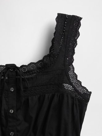 Top peplo con pizzo