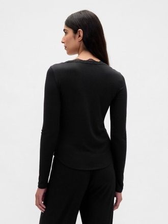 Top pigiama con mini coste e pizzo
