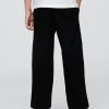 Uniforme per bambini, comoda e rilassata, in cachi Uniforme per bambini, comoda e rilassata, in cachi